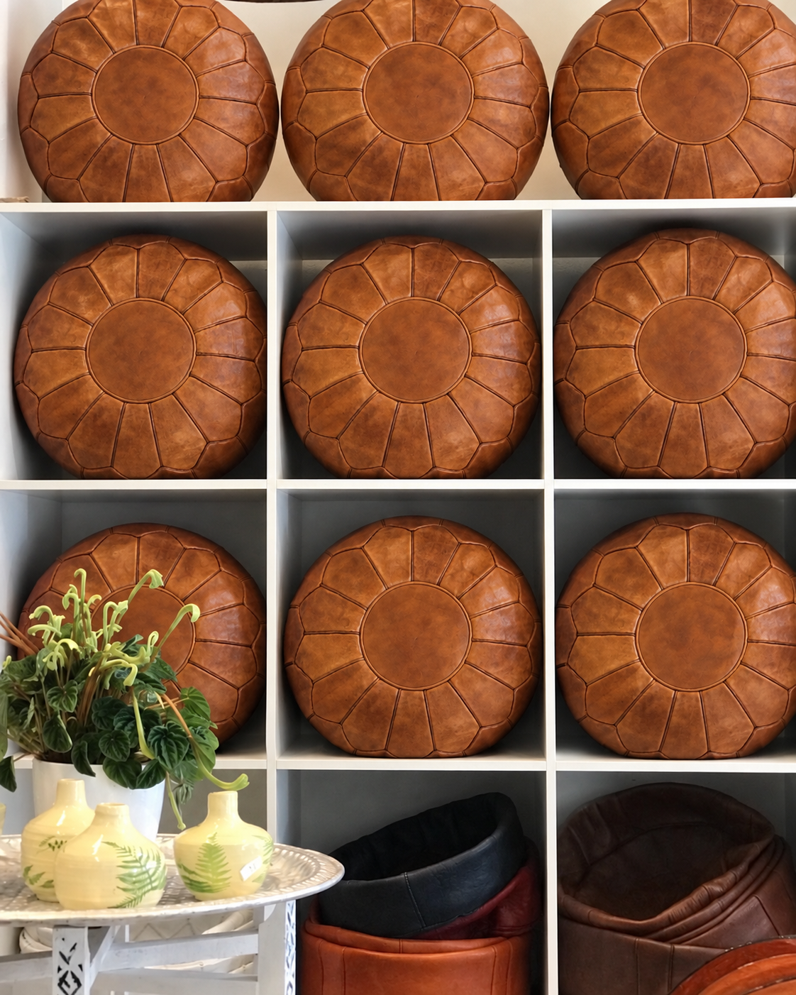 Handmade Moroccan Leather Pouf Ottoman – Natural